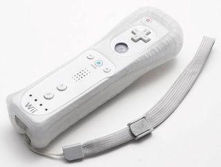 Wii Remote Controller with Rubber Casing (White)