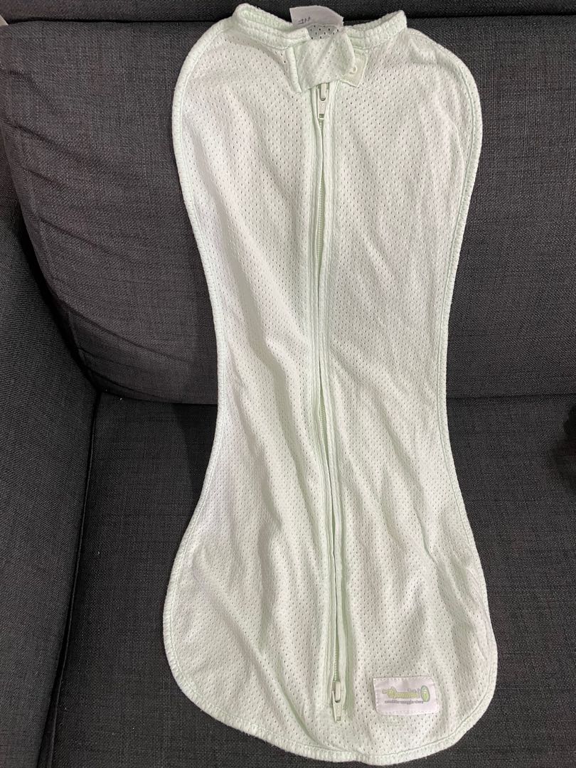 Woombie True Air Swaddle 36m, Babies & Kids, Bathing & Changing