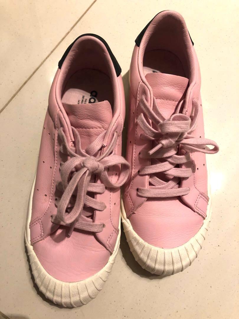 Adidas Everyn shoes in pink UK4 US5.5 Women s Fashion