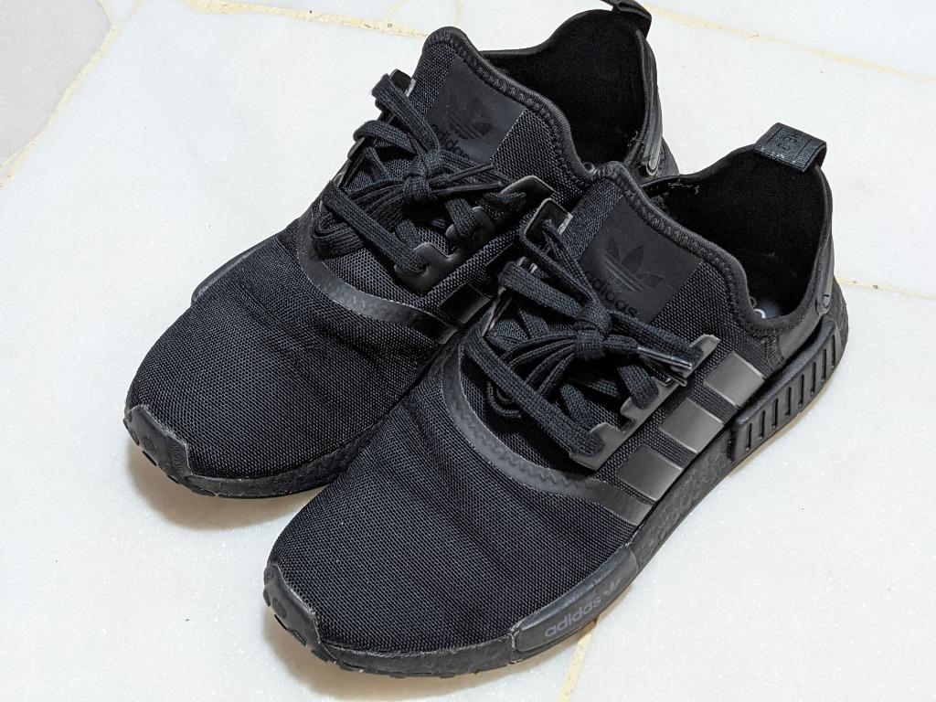 alarm eftertænksom Pest Adidas NMD R1 Triple Black 8.5(US) 8(UK), Men's Fashion, Footwear, Sneakers  on Carousell