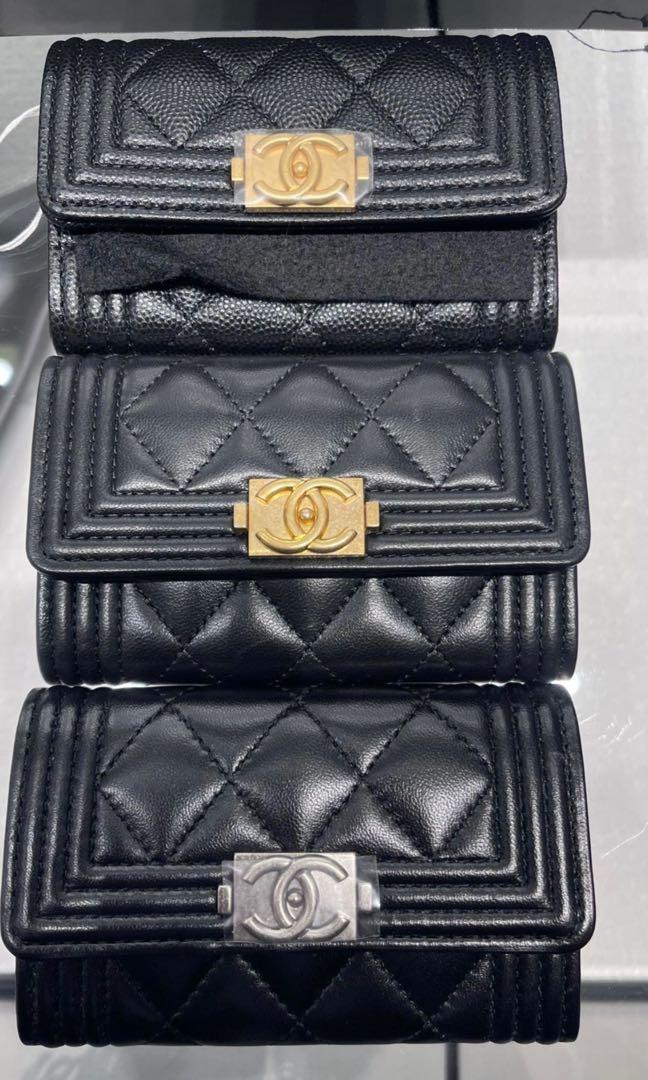 Authentic Chanel Classic Flap Card holders wallet (PRE-ORDER) (Category: Luxury Bags & Wallets) located in Makati City. Submitted by cindiorella (Listing ID 1089786604, Image 3). Description: 100% guaranteed authentic Available for pre-order Brand New Store-bought 🇬🇧 Comes complete ETA: last week of June - 1st week of July Accepting pre-orders TODAY ONLY!!! (May 25).