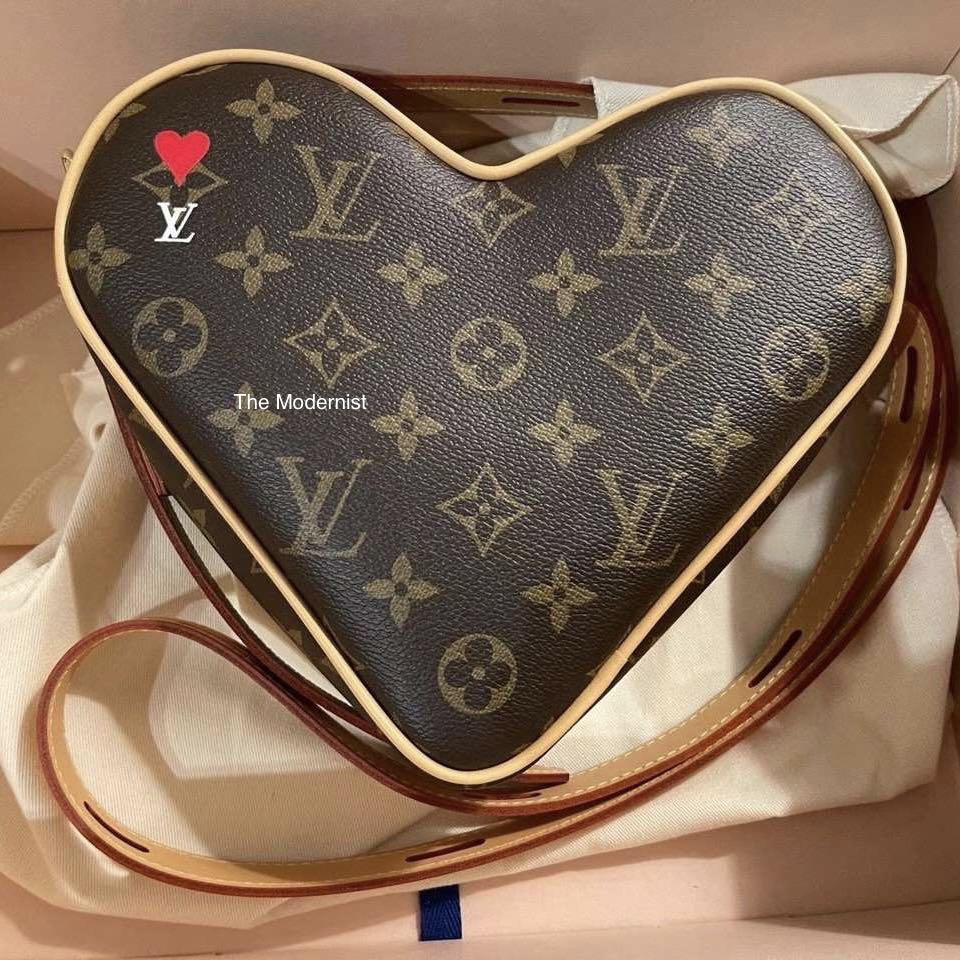 Louis Vuitton Game On Coeur M57456