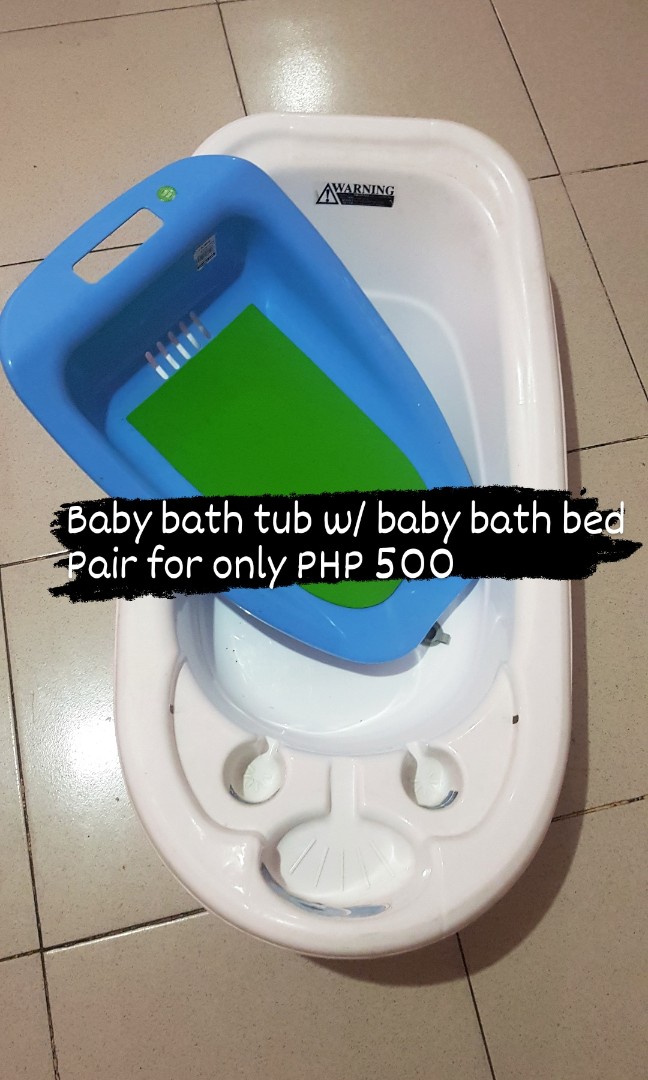 Baby cot/carrier/ Bath Tub set, Babies & Kids, Bathing & Changing