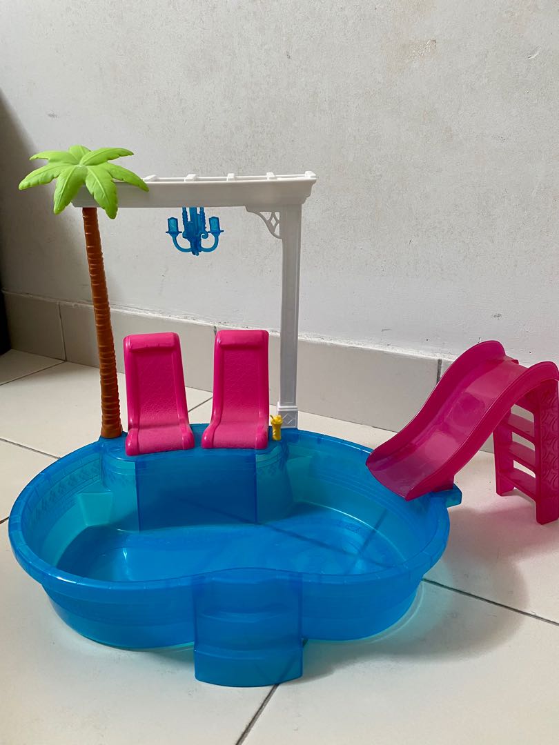 Barbie Swimming pool play set, Hobbies & Toys, Collectibles & Memorabilia, Fan Merchandise on
