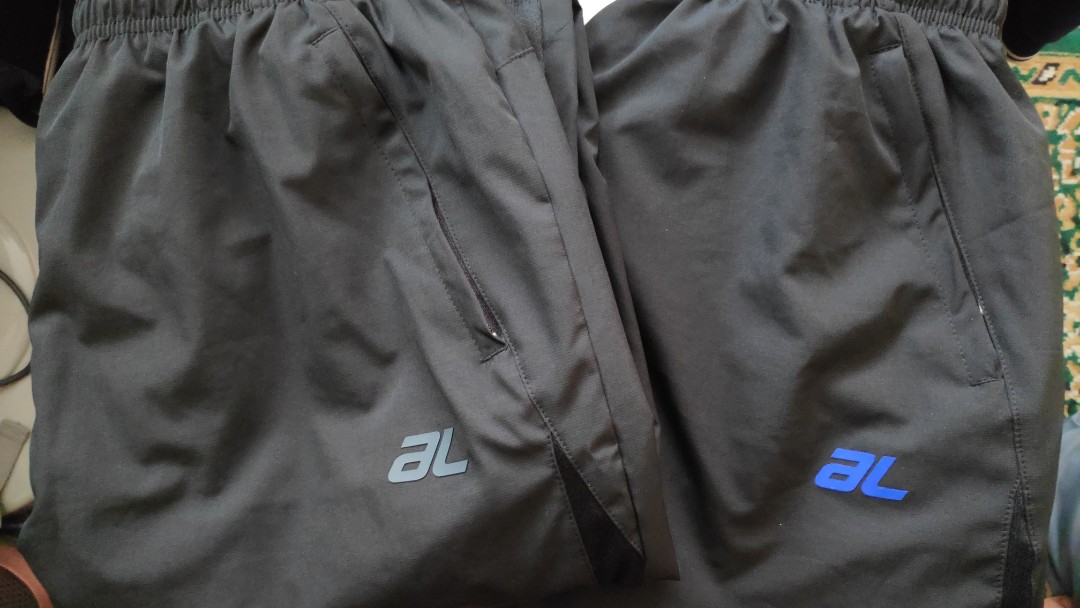 Al ikhsan tracksuit shop
