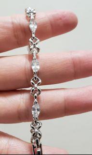 CUBIC ZIRCONIA SILVER BRACELET