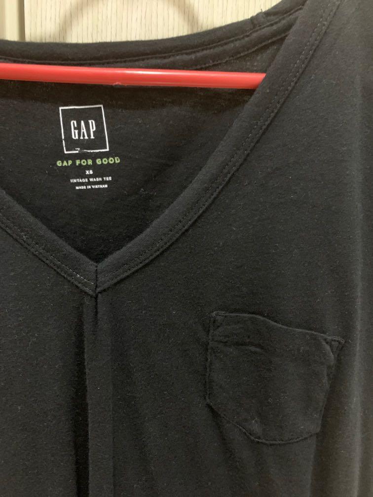Gap V Neck Women Top, Women'S Fashion, Tops, Shirts On Carousell