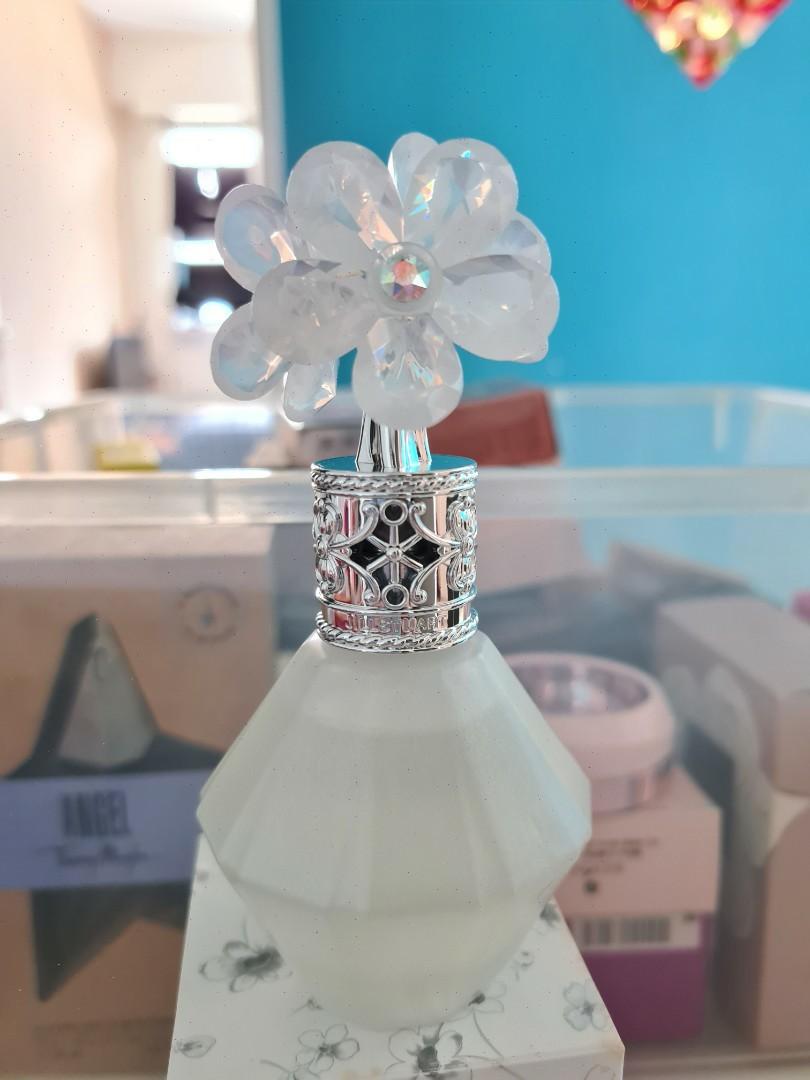 Jill Stuart Crystal Bloom Snow Eau De Parfum