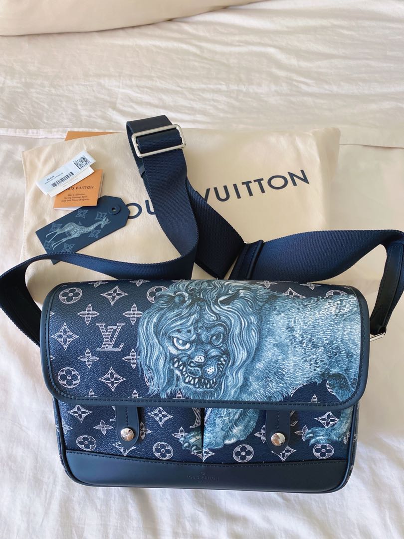 Chapman brothers lion messenger leather travel bag Louis Vuitton Blue in  Leather - 29787863