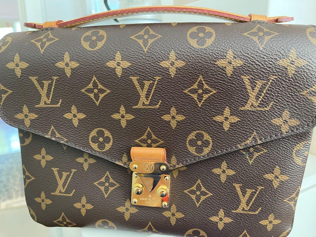 preloved pochette metis