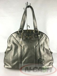 (Category: ) located in . Submitted by luxury_by_n-cash (Listing ID 1089639367, Image 1). Description: .