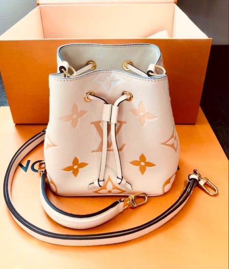 Lv neonoe bb monogram sales
