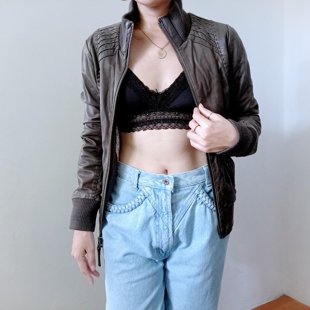 MACKAGE EXCLUSIVELY FOR ARITZIA LEATHER JACKET SIZE XXS 100 REAL LAMB LEATHER Women s Fashion Coats Jackets and Outerwear on Carousell