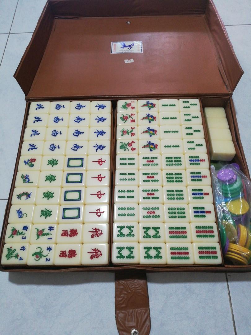 Mahjong Set (Category: Other Kids Furniture) located in Singapore. Submitted by enya05 (Listing ID 1089627721, Image 1). Description: In mint condition Price is negotiable PM for more info.