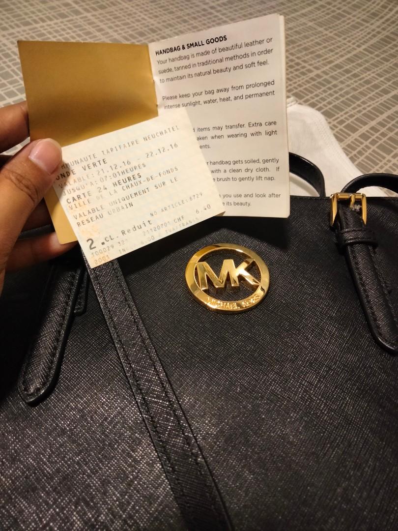 MK tote bag ORIGINAL ‼️ (Category: Luxury Bags & Wallets) located in Quezon City. Submitted by eynzel (Listing ID 1089702895, Image 3). Description: AUTHENTIC TOTE BAG of MK .. 5k not bad for its price and legitimacy mark down 3500 46" x 47".