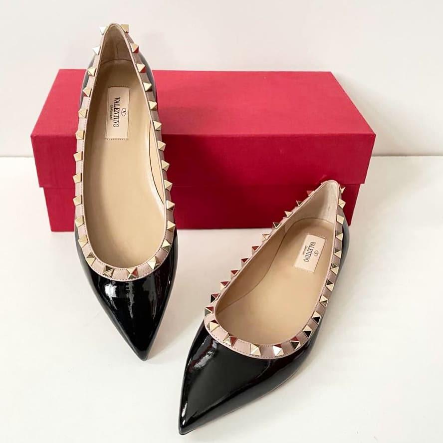 valentino patent rockstud flats