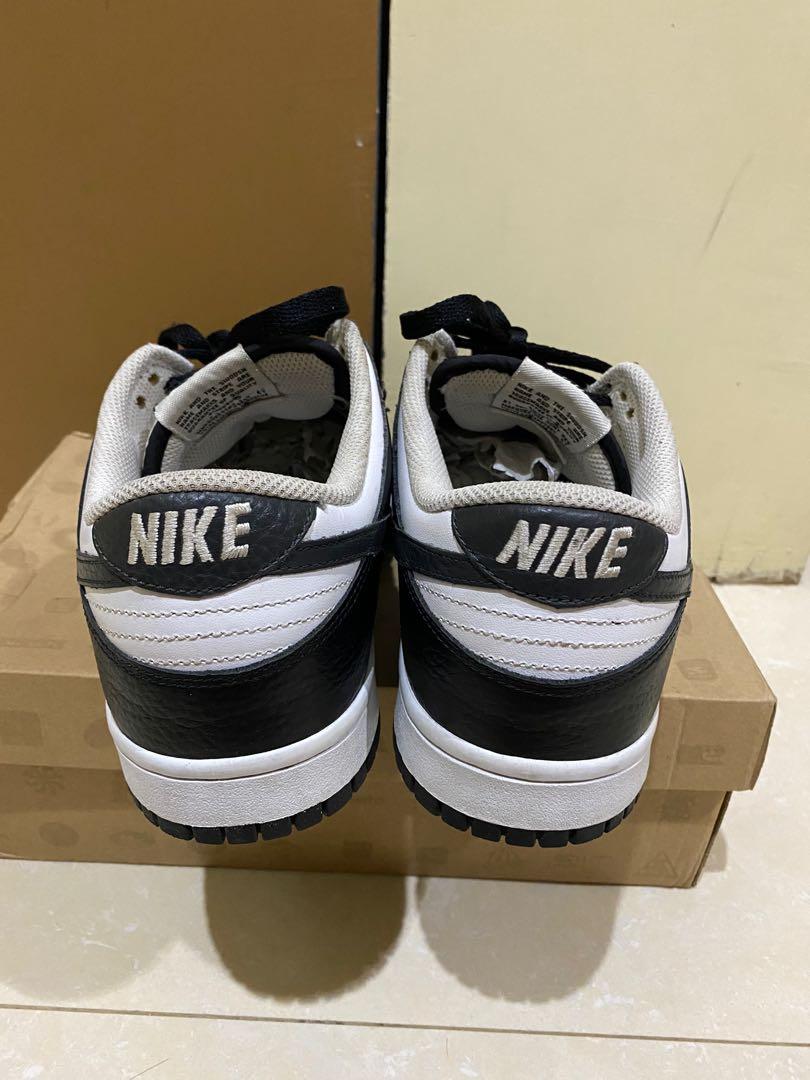 Nike Dunk Panda 2011, Fesyen Pria, Sepatu , Sneakers di Carousell