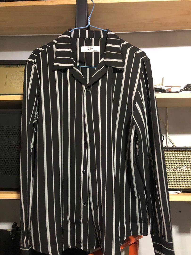 Outerwears (Category: Coats, Jackets and Outerwear) located in Singapore. Submitted by flea_fly_market (Listing ID 1089689482, Image 3). Description: Denim Jacket - XS Striped shirt - L Red flannel - S Black flannel - M.