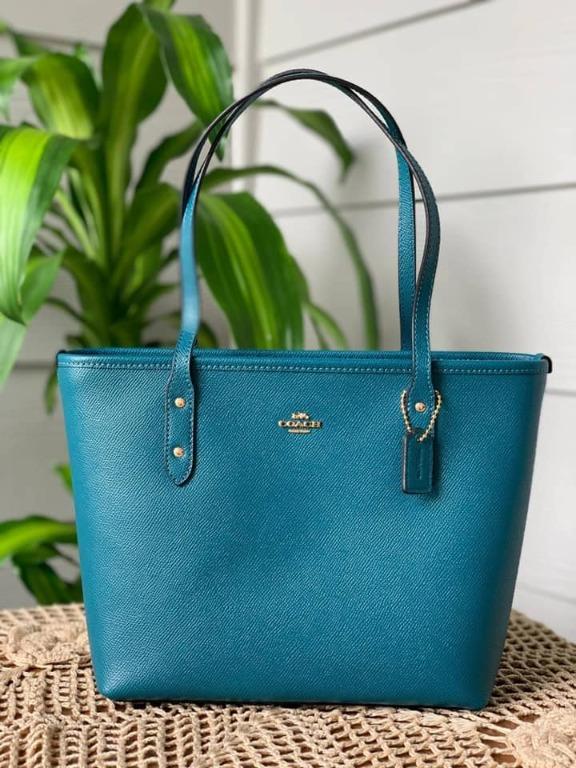 Coach turquoise purse 2025