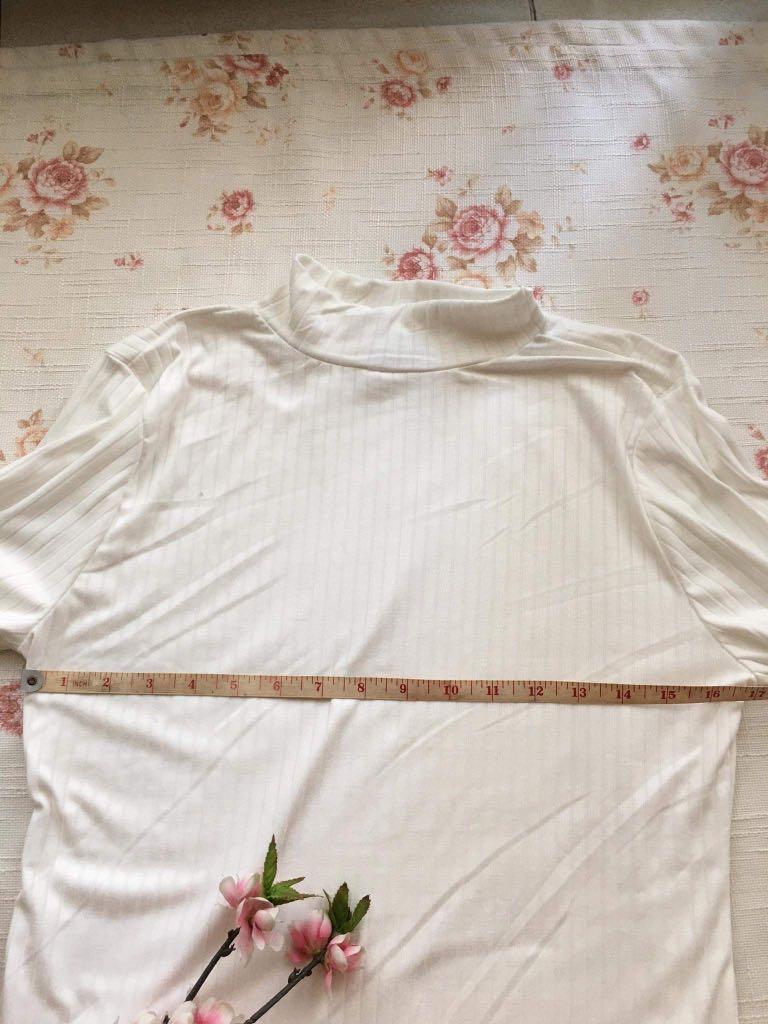 rue 21 white turtleneck longsleeves