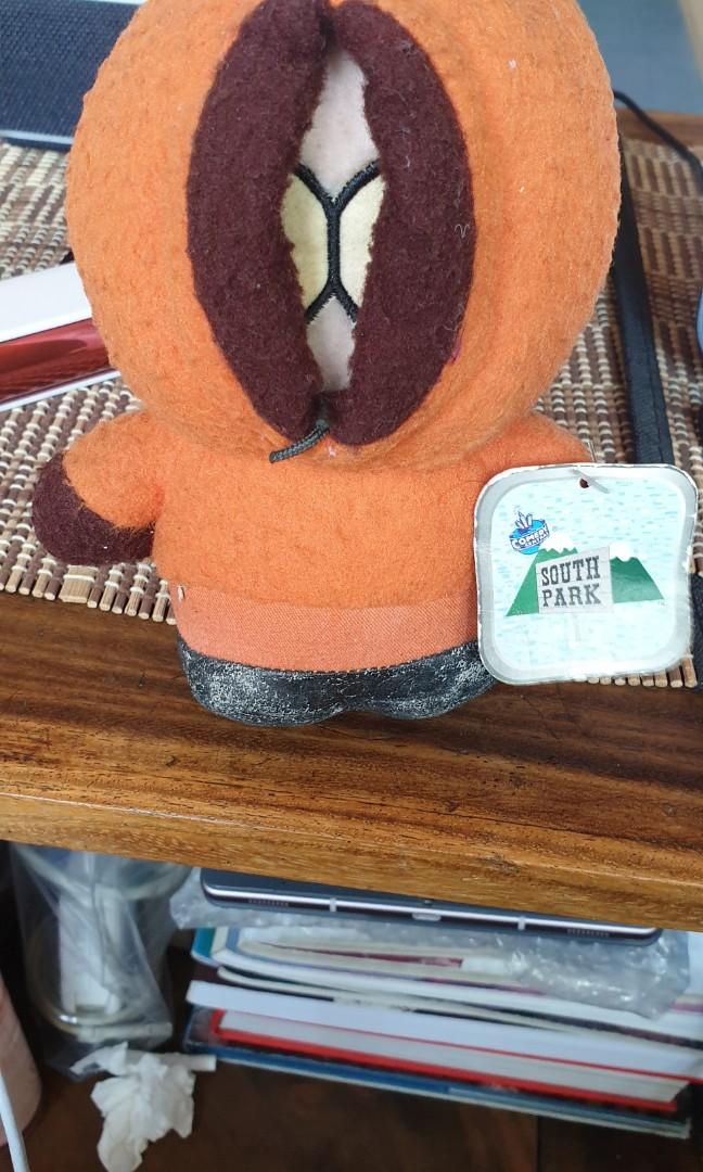 South Park Kenny Small Doll (Category: Designer & Blind Box Toys) located in Quezon City. Submitted by treasurebox1984 (Listing ID 1089644667, Image 2). Description: -Original Merch and Pre loved. -Gifted to me by my brother but need to have it adopted to make way for new collection 😊 - A little bit dusty and his shoes has some leather cracks but all else in good condition. Php 450 + SF Mode of Payment: -Metrobank -GCASH -BDO -Unionbank **Please