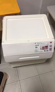 (Category: ) located in . Submitted by win.mum (Listing ID 1089672768, Image 1). Description: .