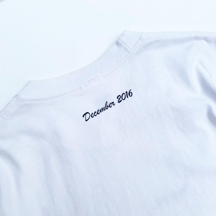Supreme christmas tee online 2016