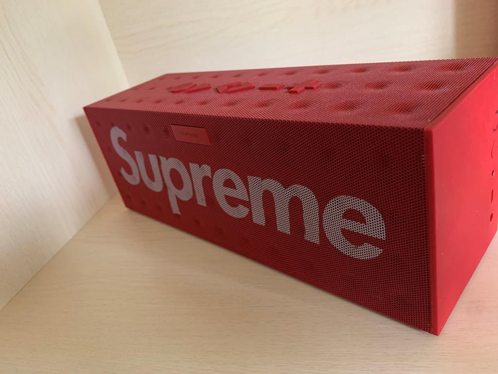 Supreme x JAWBONE Jambox Wireless Speaker, 名牌, 服裝- Carousell