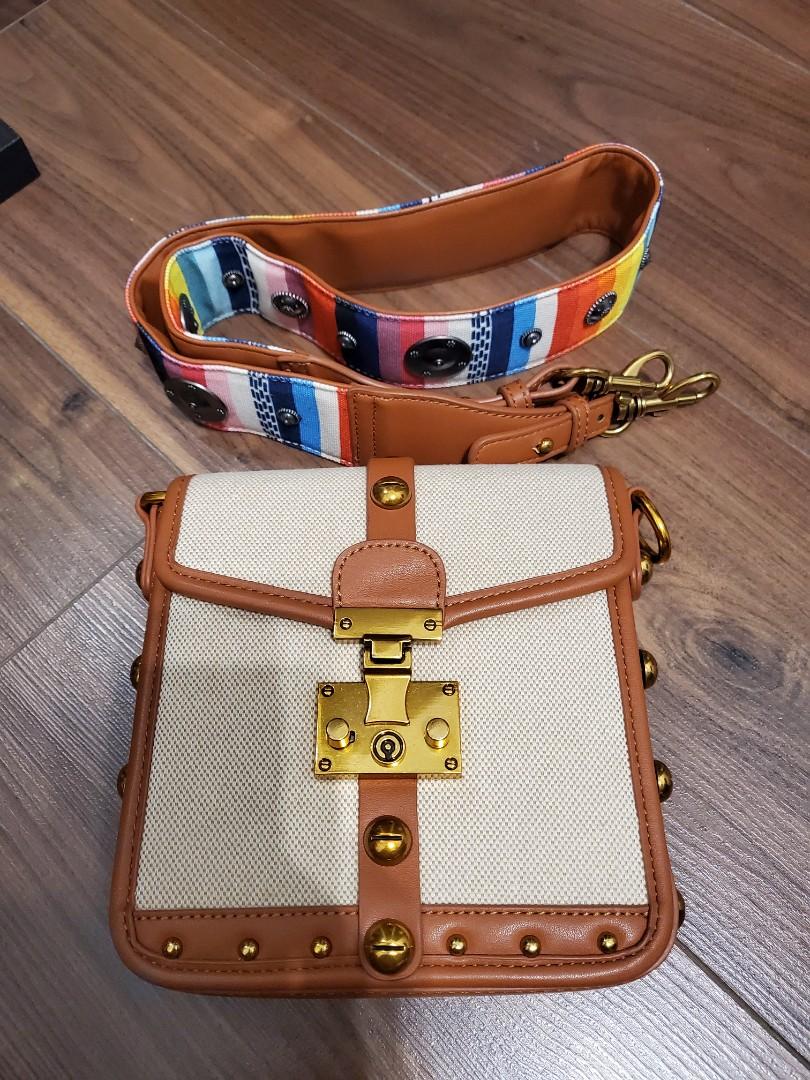 sling bag with thick strap