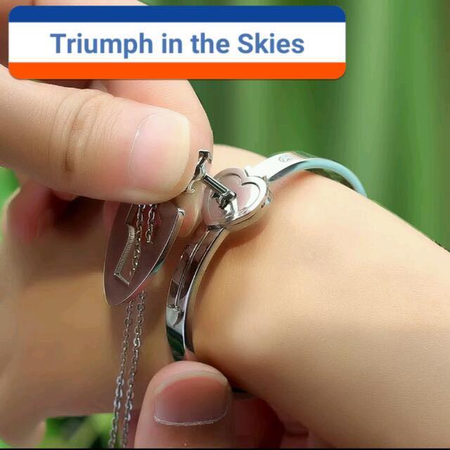 Triumph In The Skies Lock Key bracelet necklace set Women s