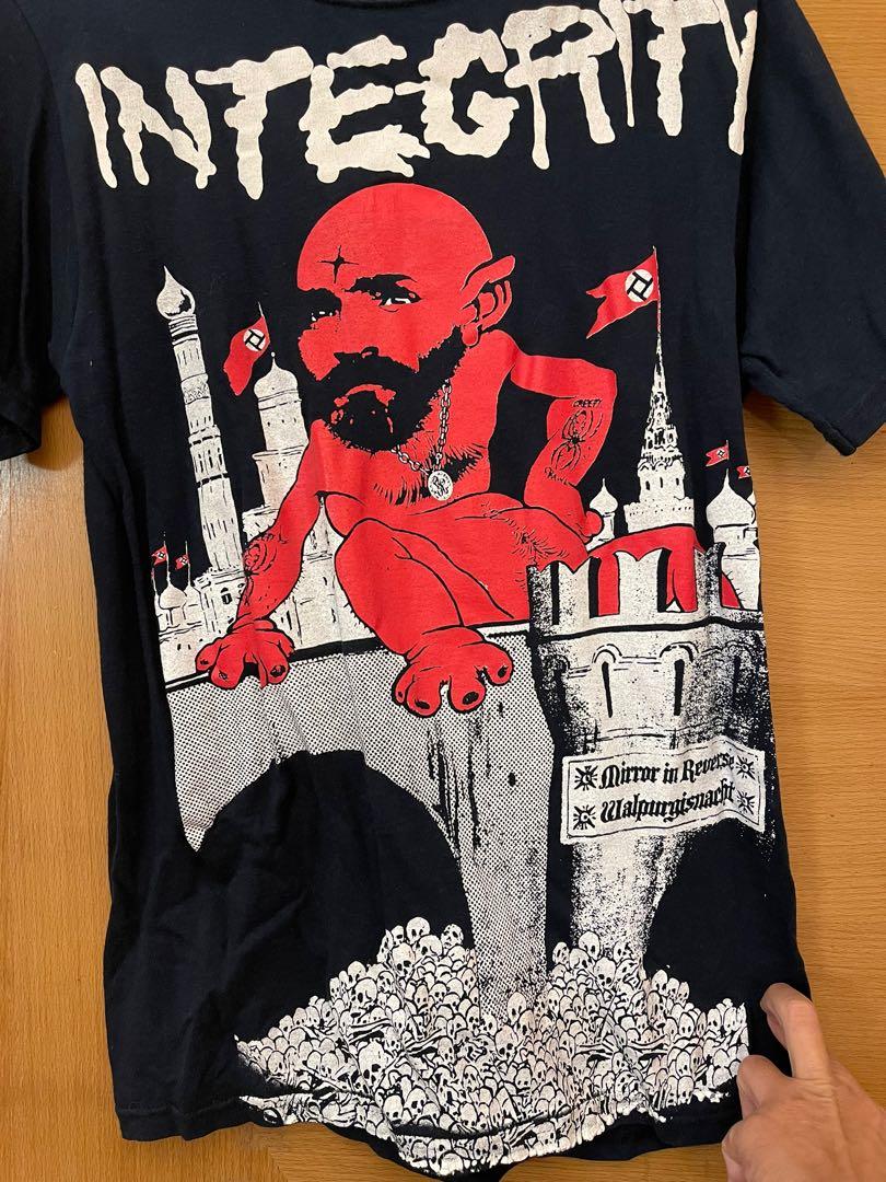 Vintage 1992 Charles Manson NAZI SKULL Punk rock tee Jerry Lorenzo Essentials （分類：外套及戶外衣服）位於 Hong Kong。 由 chanmail 提交（商品編號 1089722190，圖片 2）。簡介： 。