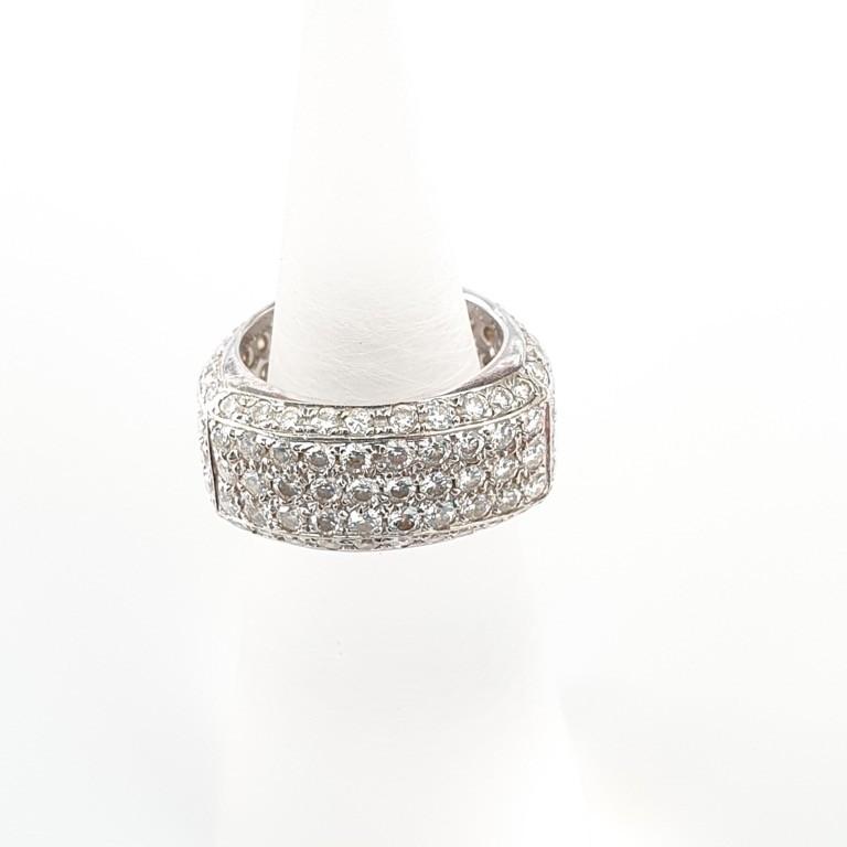18K White Gold Triangle Pave Diamond Pinky Ring Great Christmas