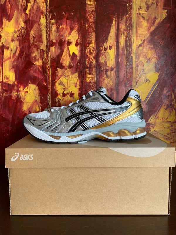 Asics Gel Kayano 14 Gold and silver (Category: Sneakers) located in Singapore. Submitted by california (Listing ID 1089962932, Image 2). Description: Brand new super fly gel kayano 14. .