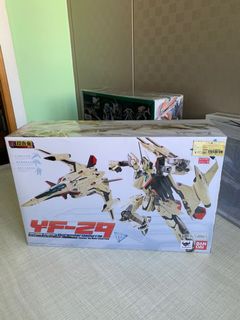 （分類：）位於 。 由 whippet 提交（商品編號 1089822912，圖片 1）。簡介： 。