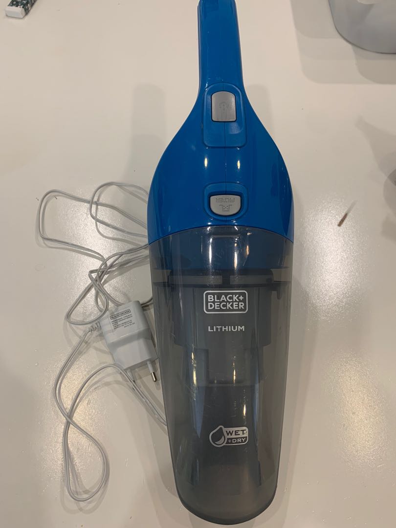 Black and decker wet and dry hand vacuum cleaner, TV & Home Appliances
