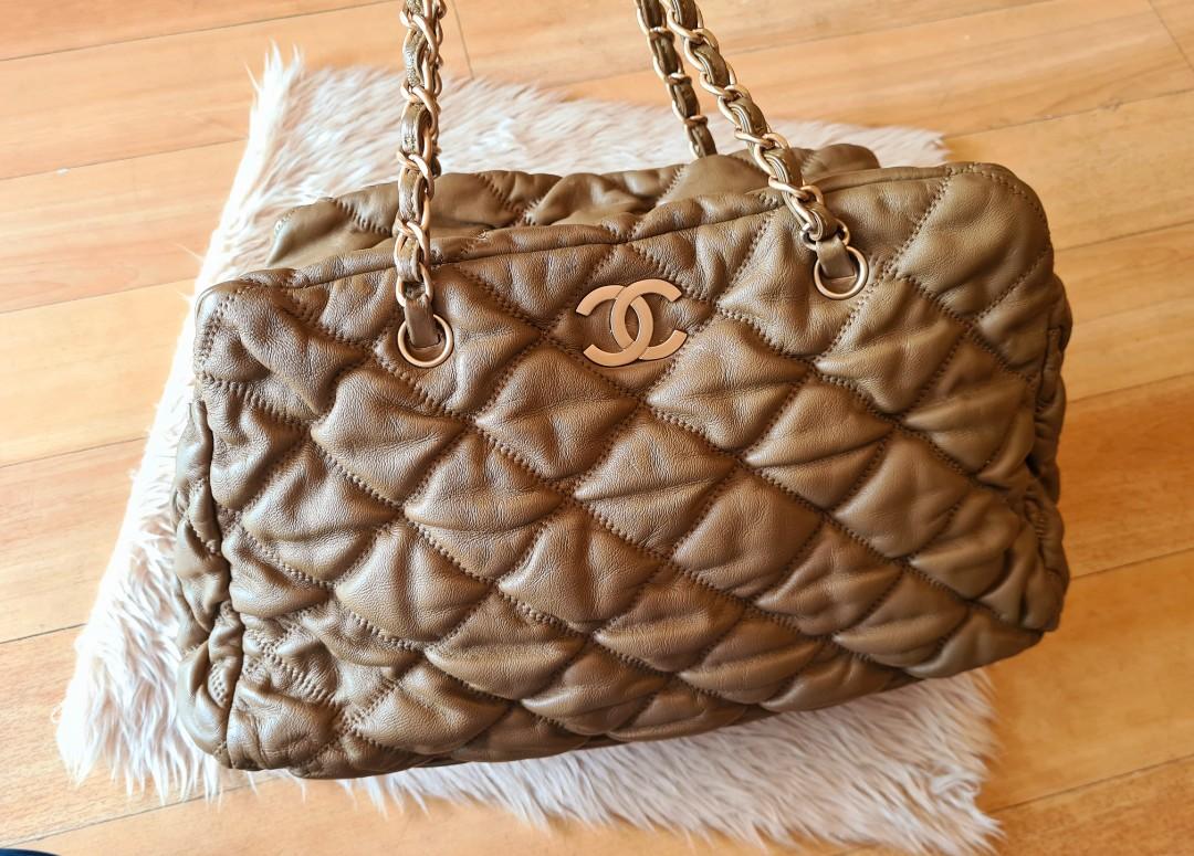 chanel bubble quilted bag