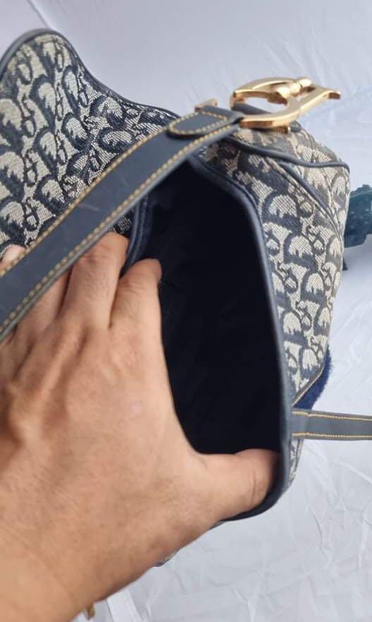 CHristian Dior Saddle bag, Announcements on Carousell