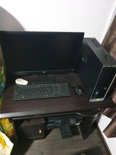 Computer table