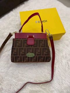 (Category: ) located in . Submitted by loveshoppee (Listing ID 1089811171, Image 1). Description: .