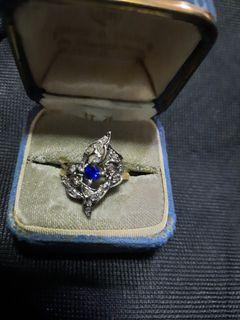 Vintage ring. Genuine Sapphire embedded with tiny diamonds  in Silver/Suasa
