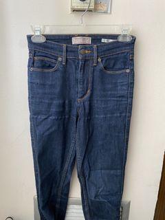 Guess jeans size 24