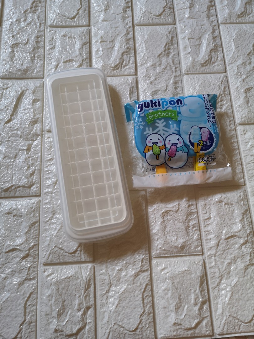 Ice cubes tray and ice cream mold, Furniture & Home Living, Kitchenware