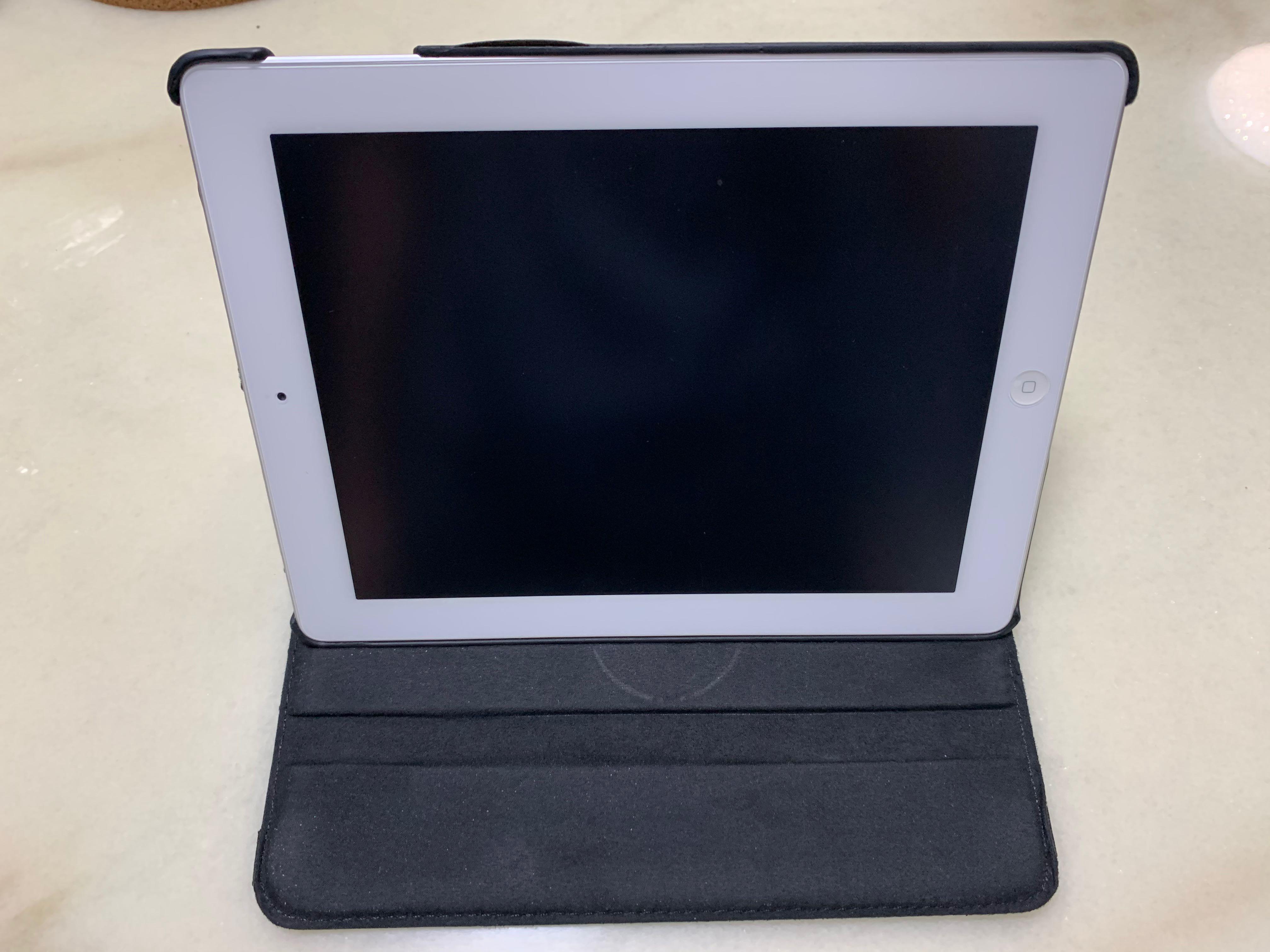 iPad (3rd generation) (Category: iPad) located in Singapore. Submitted by hohoho_owl (Listing ID 1089980981, Image 1). Description: iPad (3rd generation) Wifi Only also known as The new iPad. Comes with screen protector and casing as shown. Includes charging cable but no charger head as it’s misplaced. Capacity: 16GB Screen working with no scratches Home button working Speaker working The third device in the iPad line of tablets, it added a Retin