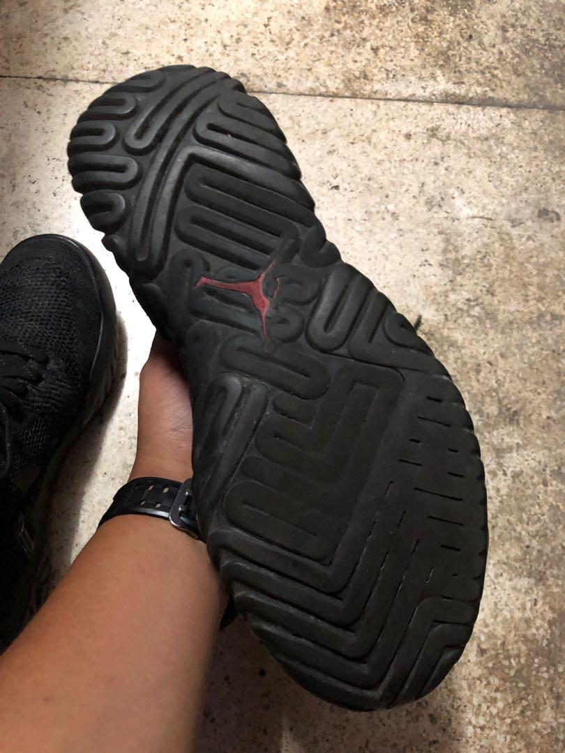 jordan apex react triple black