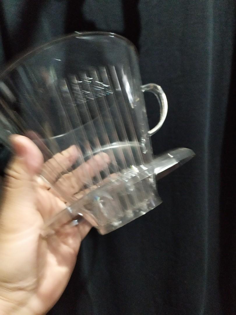 Kalita dripper 104 d big plastic (Category: Other Kitchen Appliances) located in Quezon City. Submitted by toys_r_here (Listing ID 1089825619, Image 3). Description: kalita dripper 104 d big plastic For sale As is po What you see is what you get Pa check nlng ng condition sa pics First to pay gets the item Meet or ship pwed Qc area near quezon ave. Pm me for more questions. Payment pwede bdo bpi gcash. By.