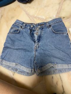 (Category: ) located in . Submitted by tooglenda (Listing ID 1089949339, Image 1). Description: .