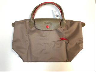 （分類：）位於 。 由 buy_here_ 提交（商品編號 1009039732，圖片 1）。簡介： 。