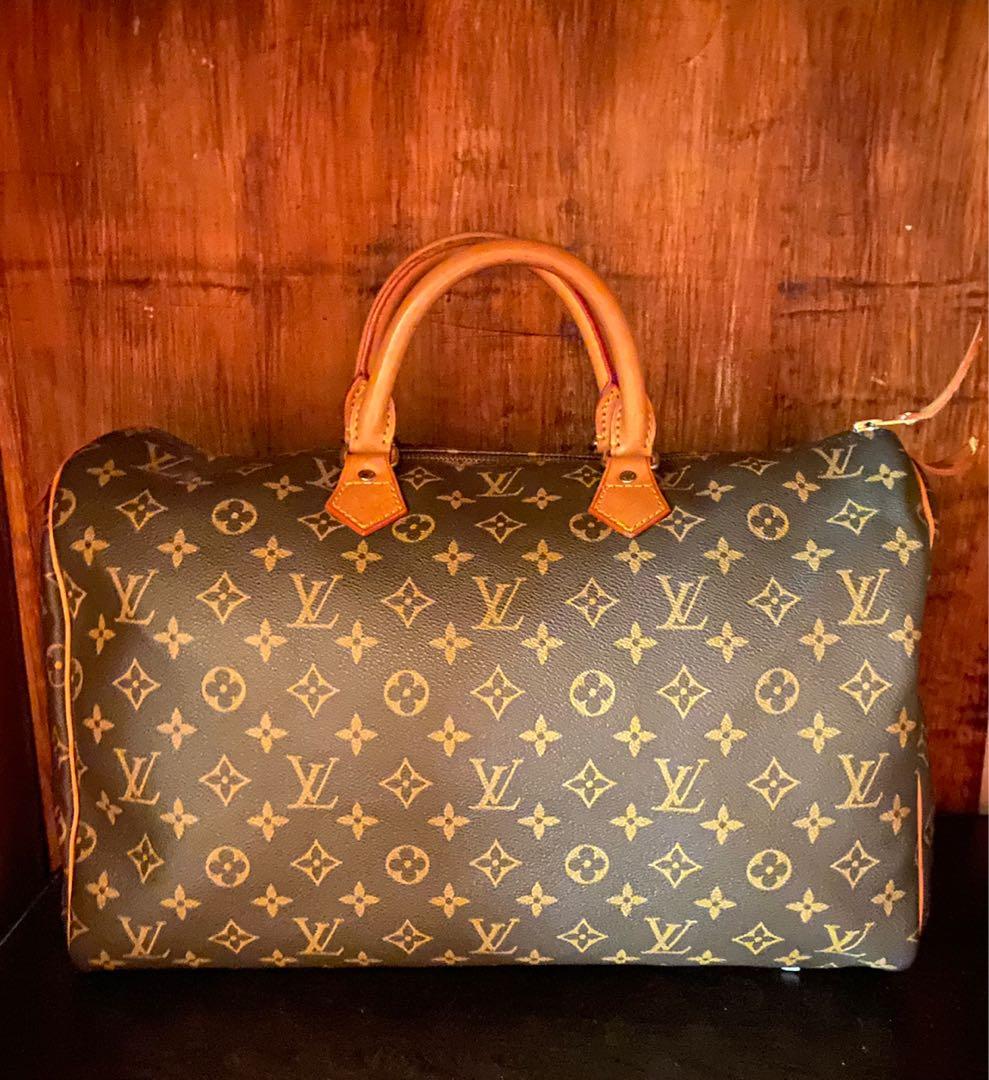 LOUIS VUITTON SPEEDY 35 VINTAGE, Luxury, Bags & Wallets on Carousell