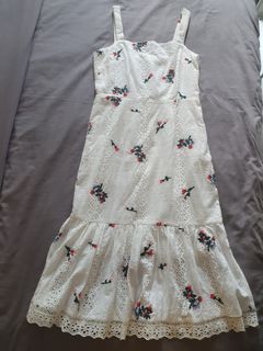 (Category: ) located in . Submitted by prettylicious.sg (Listing ID 1089851590, Image 1). Description: .