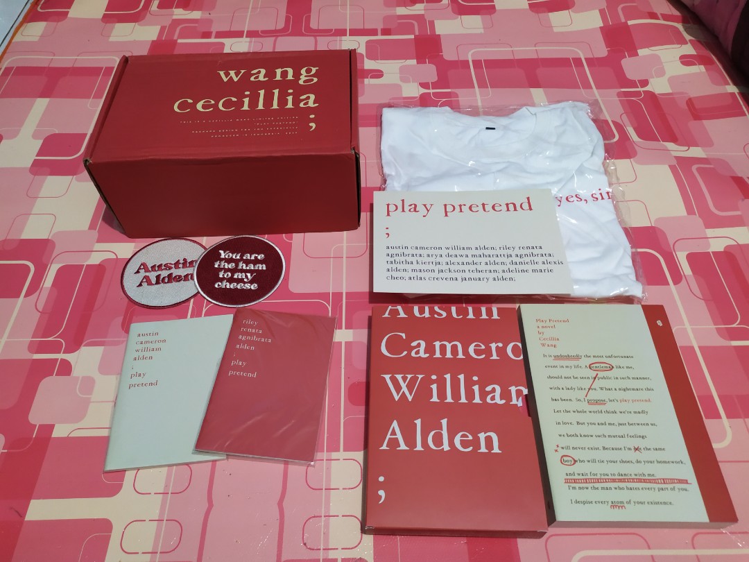 Novel Cecillia Wang Play Pretend, Buku & Alat Tulis, Buku di Carousell